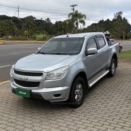 CHEVROLET - S10 - 2012/2013 - Prata - R$ 114.800,00