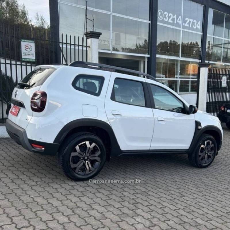 RENAULT - DUSTER - 2024/2025 - Branca - R$ 129.800,00