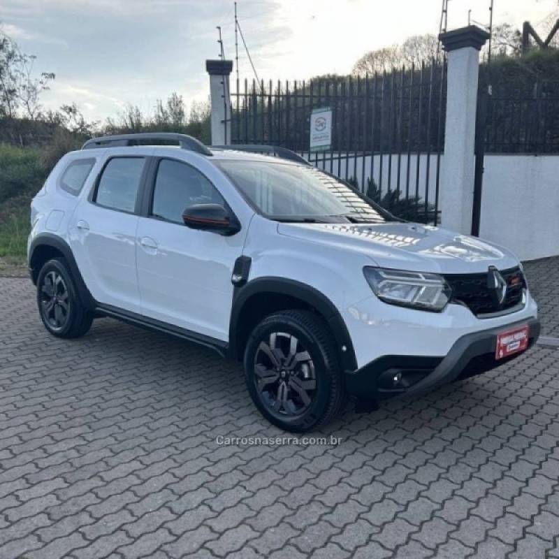 RENAULT - DUSTER - 2024/2025 - Branca - R$ 129.800,00