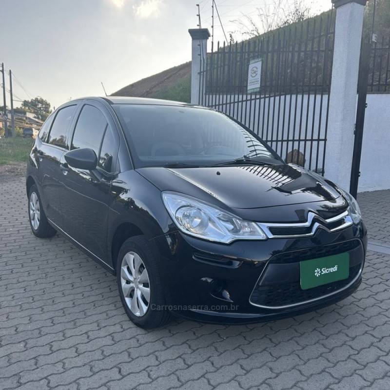 CITROËN - C3 - 2016/2017 - Preta - R$ 46.800,00