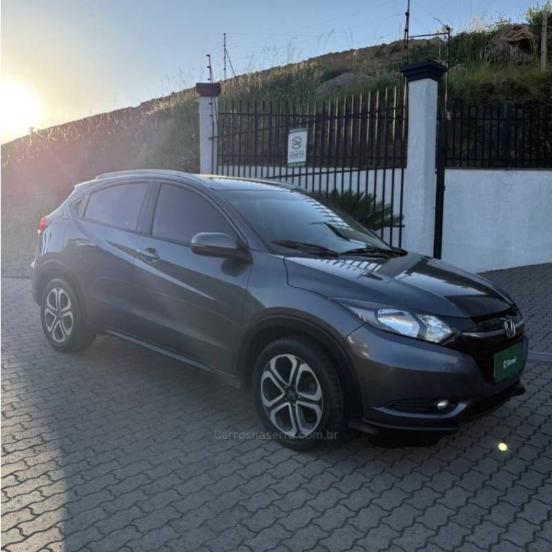 HONDA - HR-V - 2016/2016 - Cinza - R$ 85.800,00
