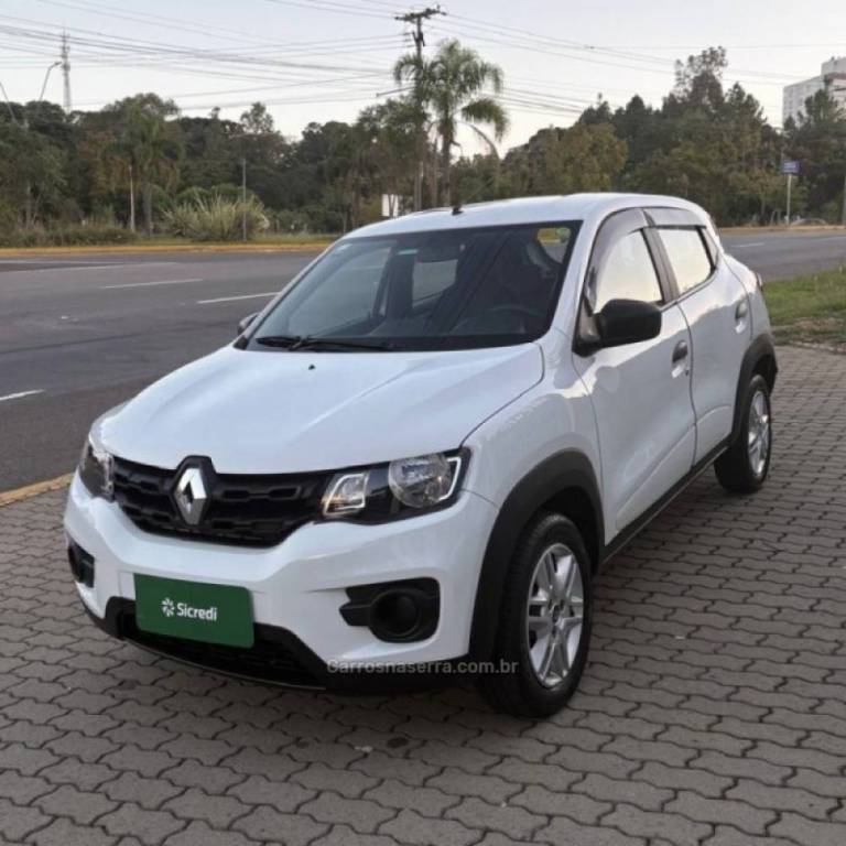 RENAULT - KWID - 2018/2018 - Branca - R$ 37.800,00