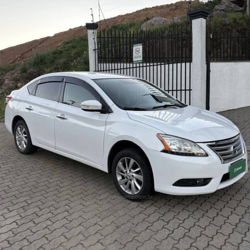 NISSAN - SENTRA - 2015/2015 - Branca - R$ 56.800,00