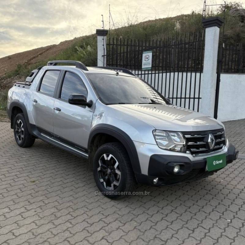 RENAULT - DUSTER OROCH - 2022/2023 - Prata - R$ 114.800,00