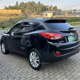 HYUNDAI - IX35 - 2011/2012 - Preta - R$ 67.800,00
