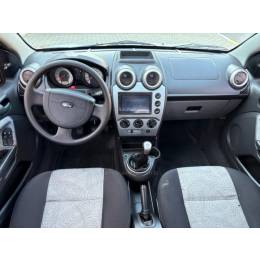 FORD - FIESTA - 2009/2009 - Prata - R$ 31.800,00