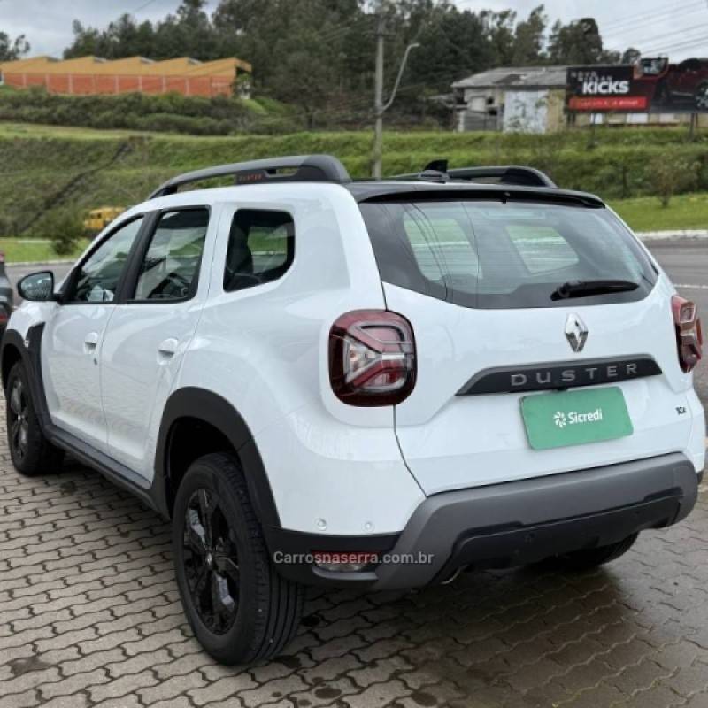 RENAULT - DUSTER - 2025/2026 - Branca - R$ 137.800,00