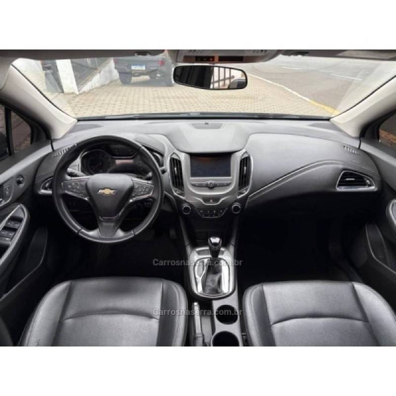 CHEVROLET - CRUZE - 2018/2019 - Preta - R$ 89.800,00