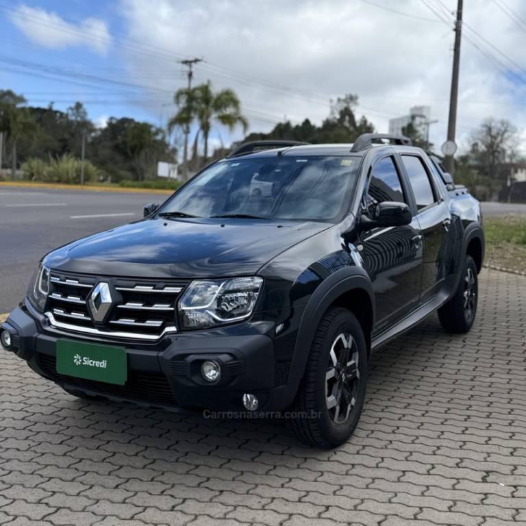 RENAULT - DUSTER OROCH - 2024/2025 - Preta - R$ 126.800,00