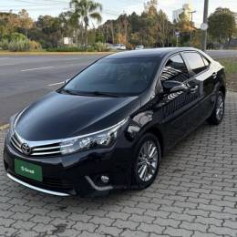 TOYOTA - COROLLA - 2016/2017 - Preta - R$ 92.800,00